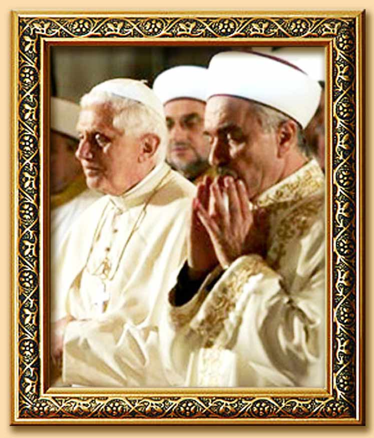 benedetto XVI prega nella moschea blu