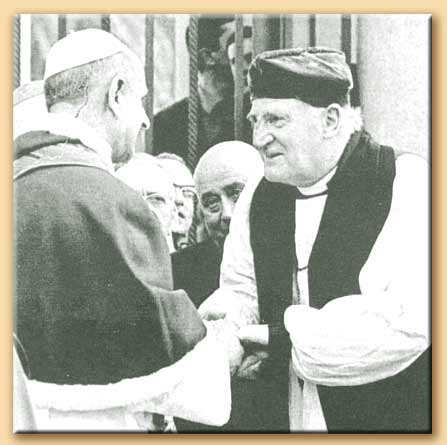 paolo VI e arcivescovo anglicano arthur michael ramsey